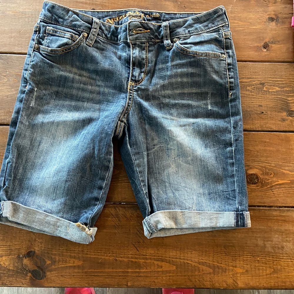 Arizona jean shorts size 5